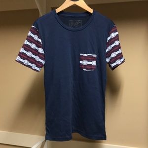 Brooklyn cloth T shirt.